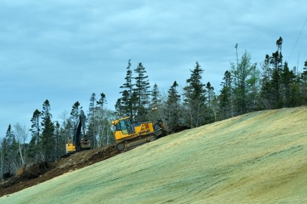 Cost of Hill Excavation in Dunnellon