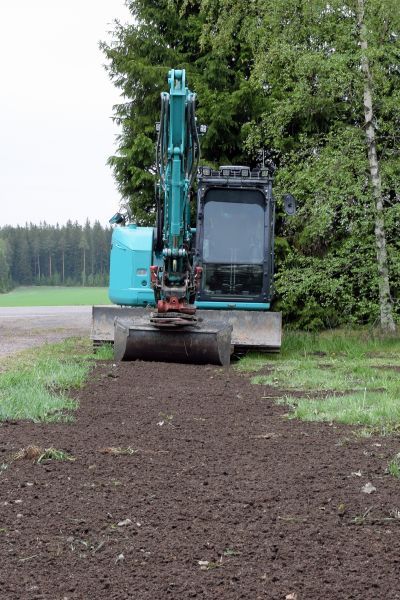 Cost of Backhoe Grading in Dunnellon